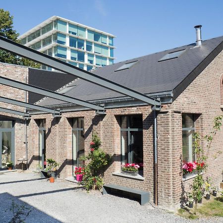 Au Jardin Des Vennes Bed & Breakfast Liege Exterior photo